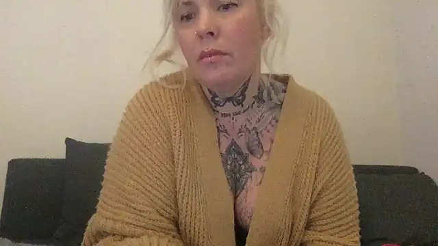 blondy40 online show from February 22, 2:30 pm