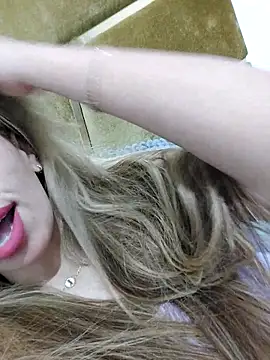 7alawa-44 online show from November 7, 7:29 pm