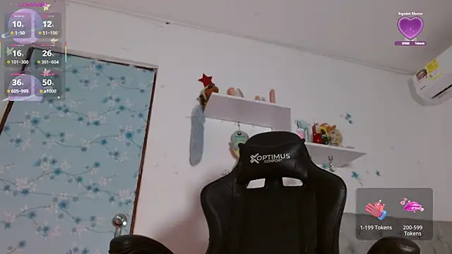 Snapshot of miss_valery2 chatting on September 13, 3:39 am miss valery2 online show from September 13, 3:39 am