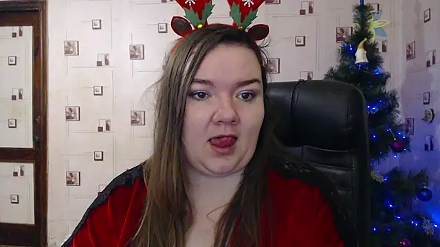 Snapshot of TasyaBigTTs chatting on January 1, 2:42 pm TasyaBigTTs online show from January 1, 2:42 pm
