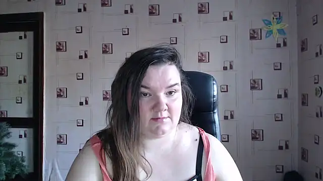 Snapshot of TasyaBigTTs chatting on January 22, 12:27 pm TasyaBigTTs online show from January 22, 12:27 pm