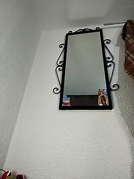 Snapshot of valeriikiss chatting on March 7, 8:44 pm valeriikiss online show from March 7, 8:44 pm