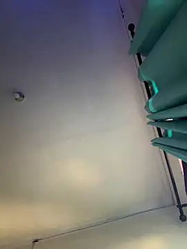 Hornyboyy24 7 online show from February 12, 3:23 pm