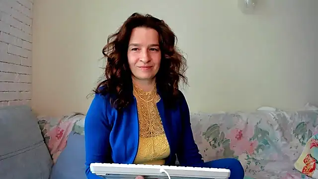 Clear Angel online show from April 4, 9:38 am