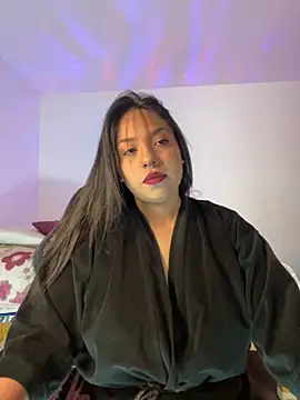 emiily15   online show from September 12, 7:13 pm