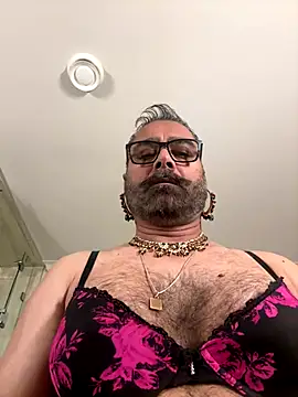 Desibabe69 online show from December 17, 3:55 am