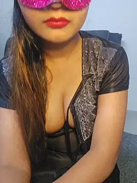 Awesomelusty online show from May 6, 6:56 pm
