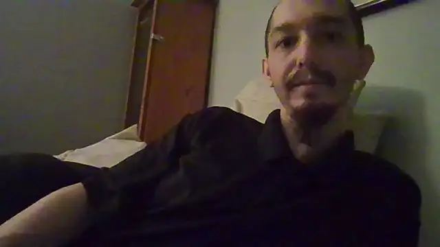 Snapshot of VanceFontaine chatting on March 7, 9:18 am VanceFontaine online show from March 7, 9:18 am