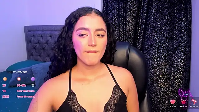 Adhara-zanne online show from November 28, 9:15 pm