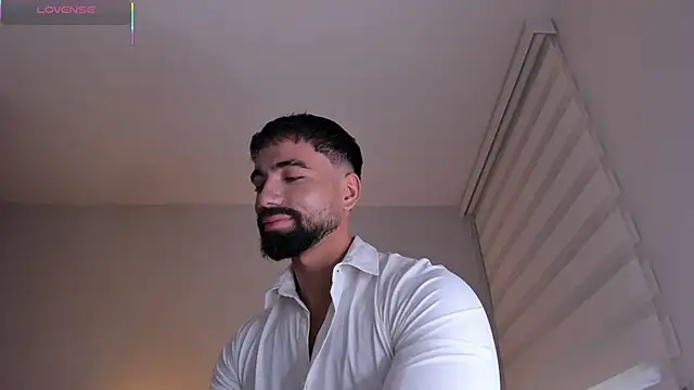 Snapshot of edrick_walton1 chatting on September 20, 11:59 am edrick walton1 online show from September 20, 11:59 am