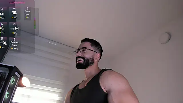 Snapshot of edrick_walton1 chatting on July 12, 1:01 pm edrick walton1 online show from July 12, 1:01 pm