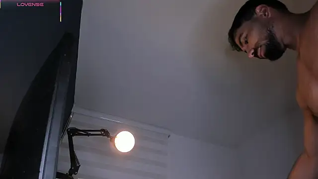 edrick walton1 online show from February 19, 11:40 am