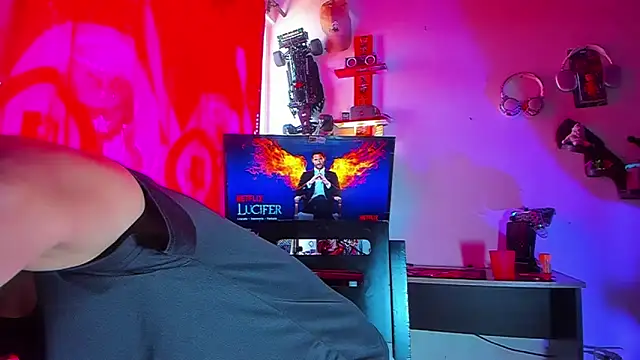 LilOwen  online show from June 27, 6:47 pm