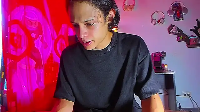 LilOwen  online show from June 28, 4:46 pm