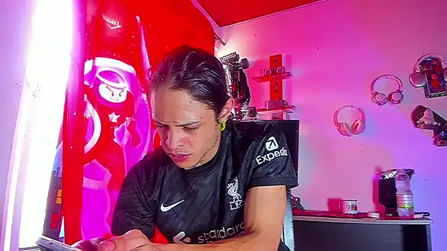 LilOwen  online show from July 8, 5:46 pm