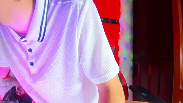 LilOwen  online show from February 19, 8:17 pm