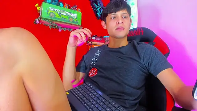 LilOwen  online show from September 22, 5:08 pm