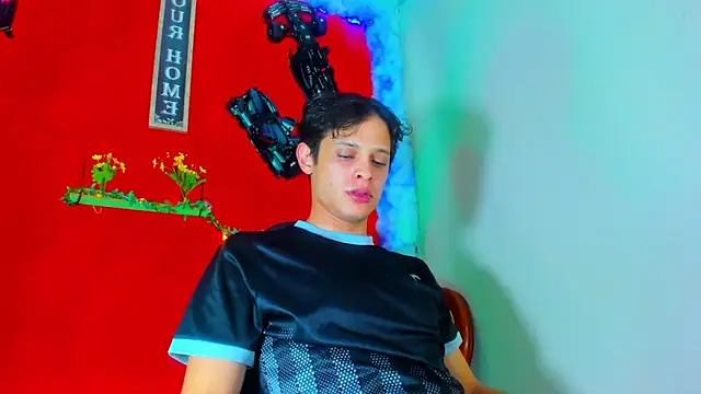 LilOwen  online show from March 22, 3:41 am