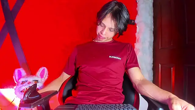 LilOwen  online show from March 8, 5:27 pm