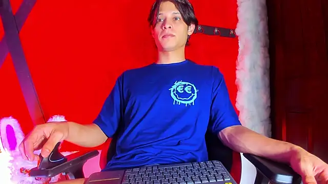 LilOwen  online show from March 16, 6:21 pm