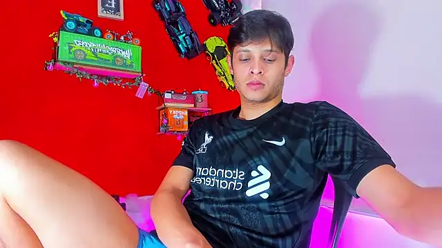 LilOwen  online show from September 30, 7:09 pm