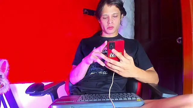 LilOwen  online show from April 2, 5:41 pm