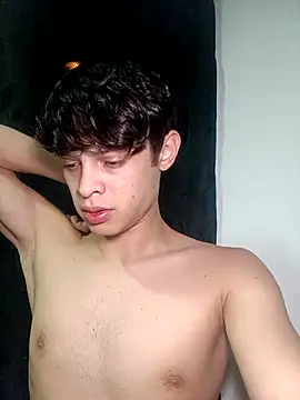 LilOwen  online show from March 23, 4:27 am