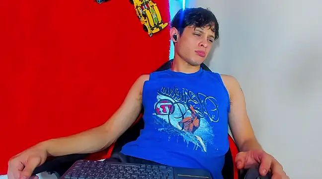 LilOwen  online show from March 5, 4:45 am