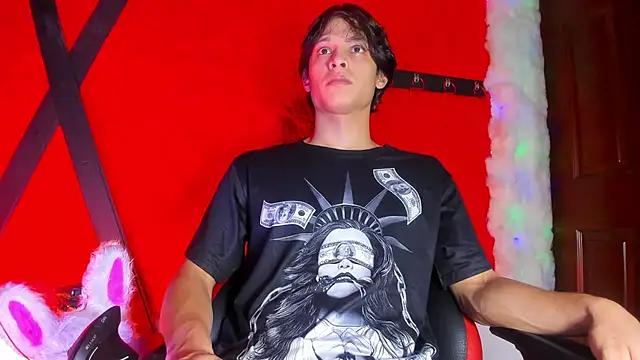 LilOwen  online show from February 24, 6:42 pm