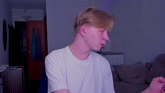 TheMikeSever online show from November 17, 5:17 pm