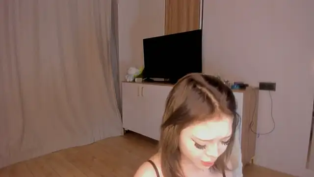 nacumi mi online show from April 10, 3:52 pm