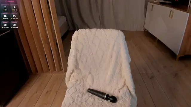 nacumi mi online show from March 8, 1:58 pm