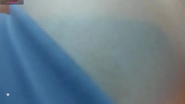 Snapshot of nacumi_mi chatting on December 17, 1:38 pm nacumi mi online show from December 17, 1:38 pm