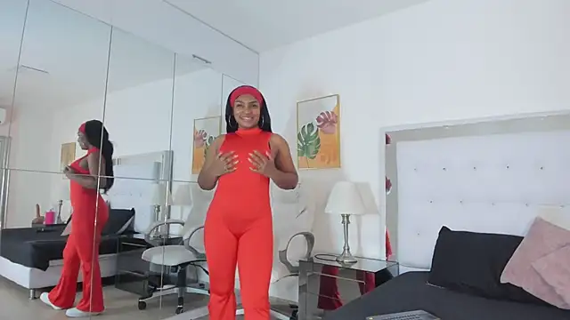 Isla Scott online show from April 21, 11:28 am