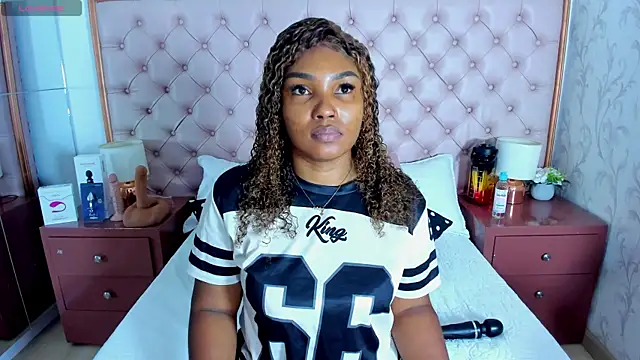 Isla Scott online show from March 21, 11:22 am