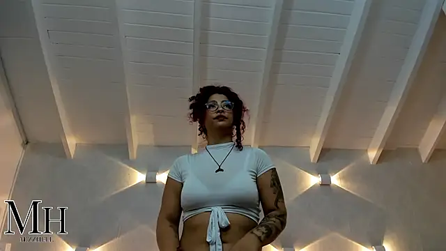 MizzHell online show from October 11, 12:50 pm