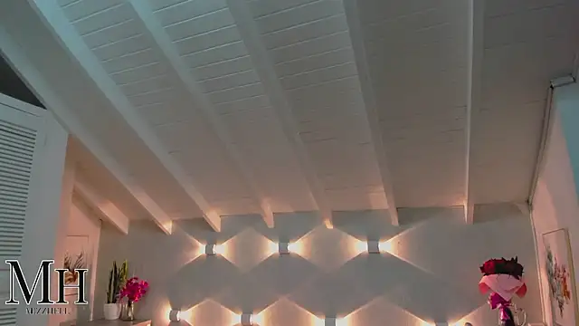 MizzHell online show from April 12, 3:43 am