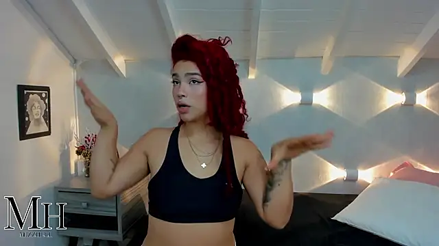 MizzHell online show from December 21, 3:41 am