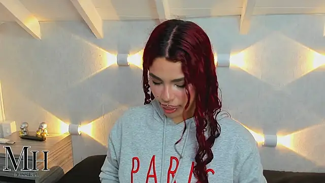 MizzHell online show from February 12, 3:50 am