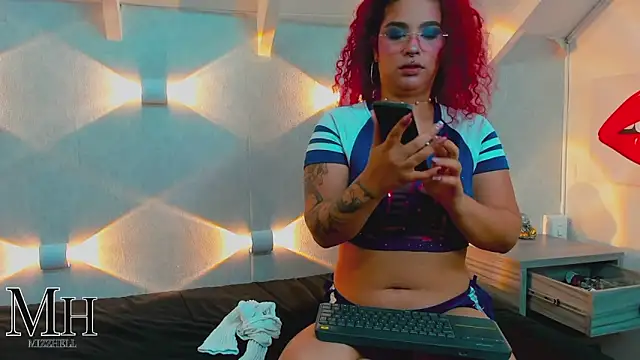 MizzHell online show from March 3, 4:08 am