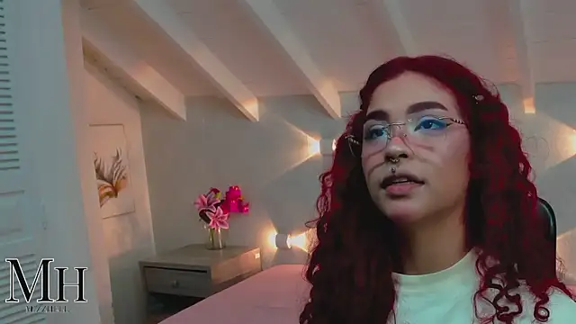 MizzHell online show from April 20, 3:53 am