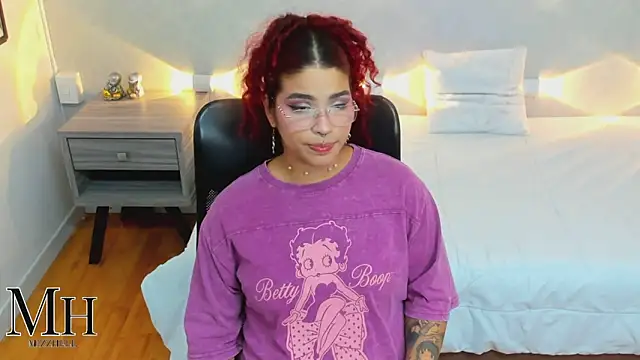 MizzHell online show from February 7, 3:47 am