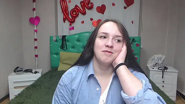 Snapshot of IsabelBlackberry chatting on October 17, 5:11 am IsabelBlackberry online show from October 17, 5:11 am
