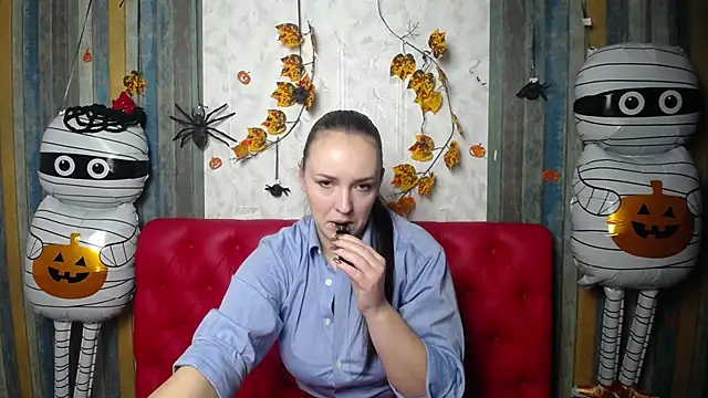 IsabelBlackberry online show from November 8, 6:06 am