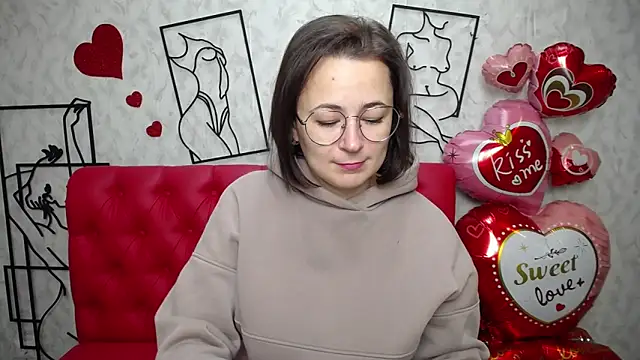 Snapshot of MarieSho chatting on February 12, 6:09 pm MarieSho online show from February 12, 6:09 pm