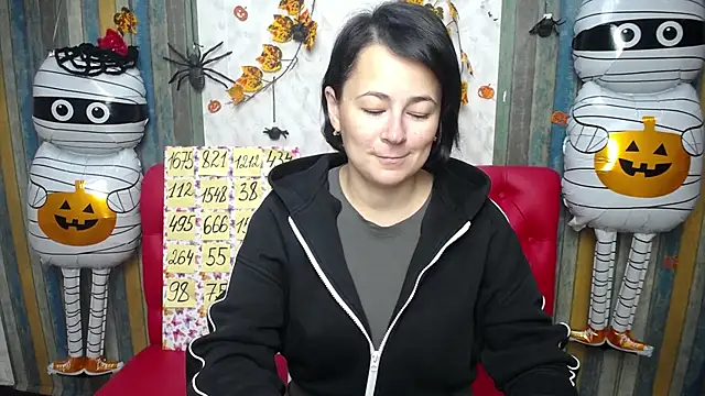 MarieSho online show from November 4, 6:01 pm