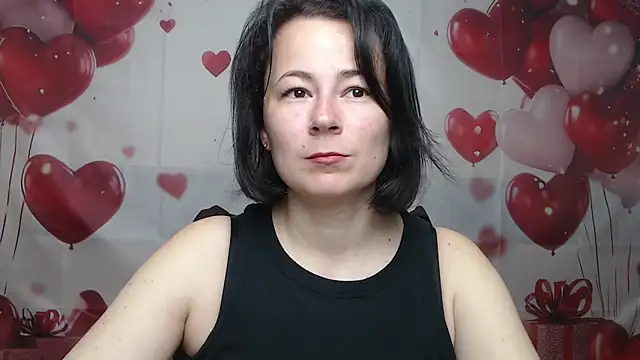 Snapshot of MarieSho chatting on May 21, 6:44 am MarieSho online show from May 21, 6:44 am