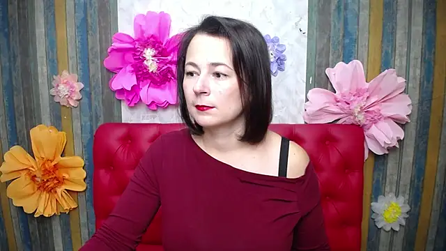 Snapshot of MarieSho chatting on October 1, 6:12 pm MarieSho online show from October 1, 6:12 pm
