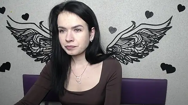 JasmineKouch online show from November 18, 7:55 am