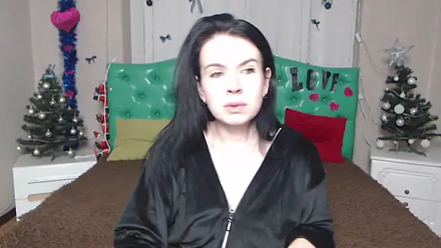 JasmineKouch online show from January 13, 6:23 pm